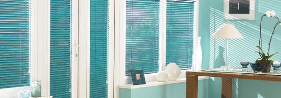 petrol-blue-venetian-008.jpg