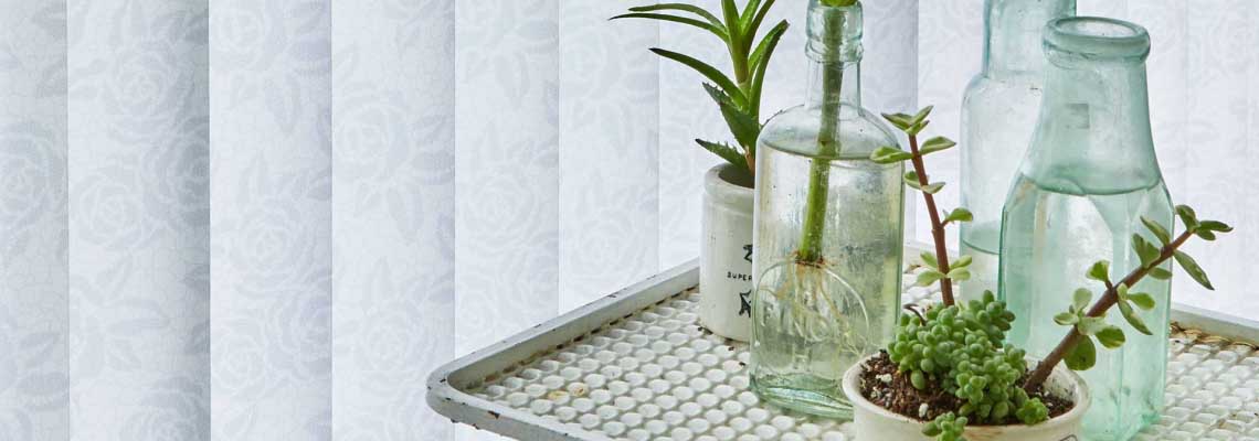 FLORA-WHITE-VERT-RT-013.jpg